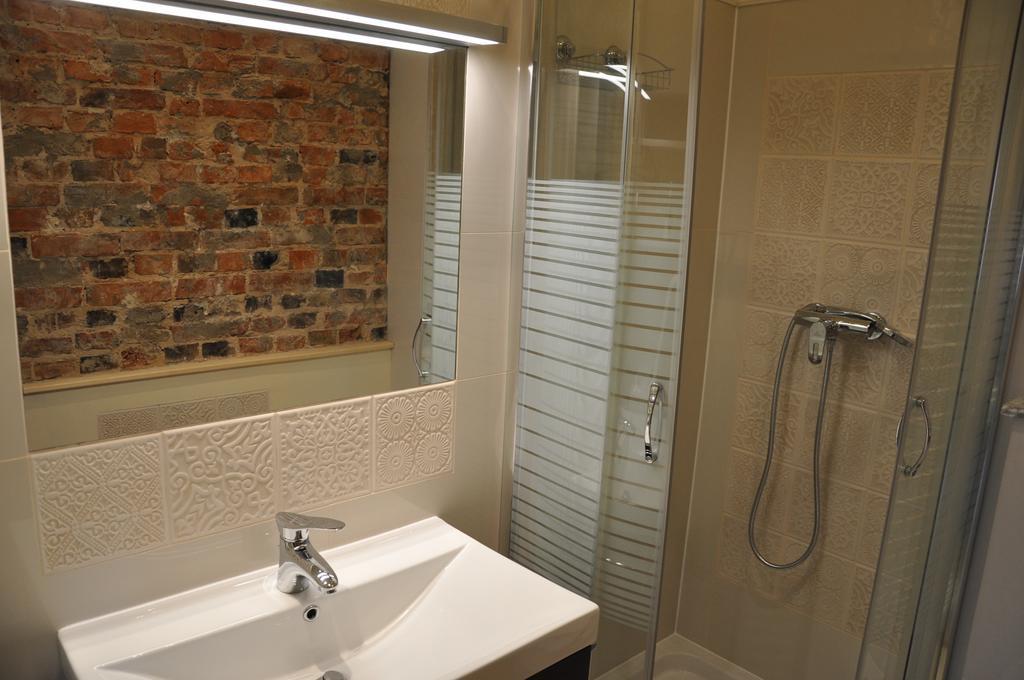 Be Well 3-Rooms Apartment With Parking And Garden 华沙 外观 照片